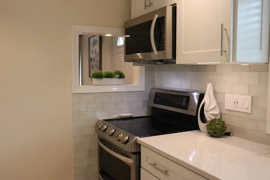 Photo of 6 Rawson Ave