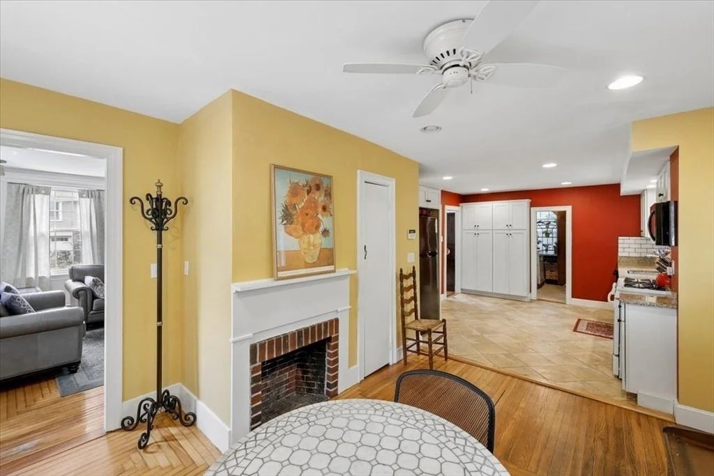 Photo of 10 Summit Ave