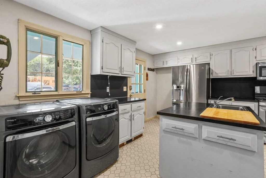 Photo of 25 Manor Way