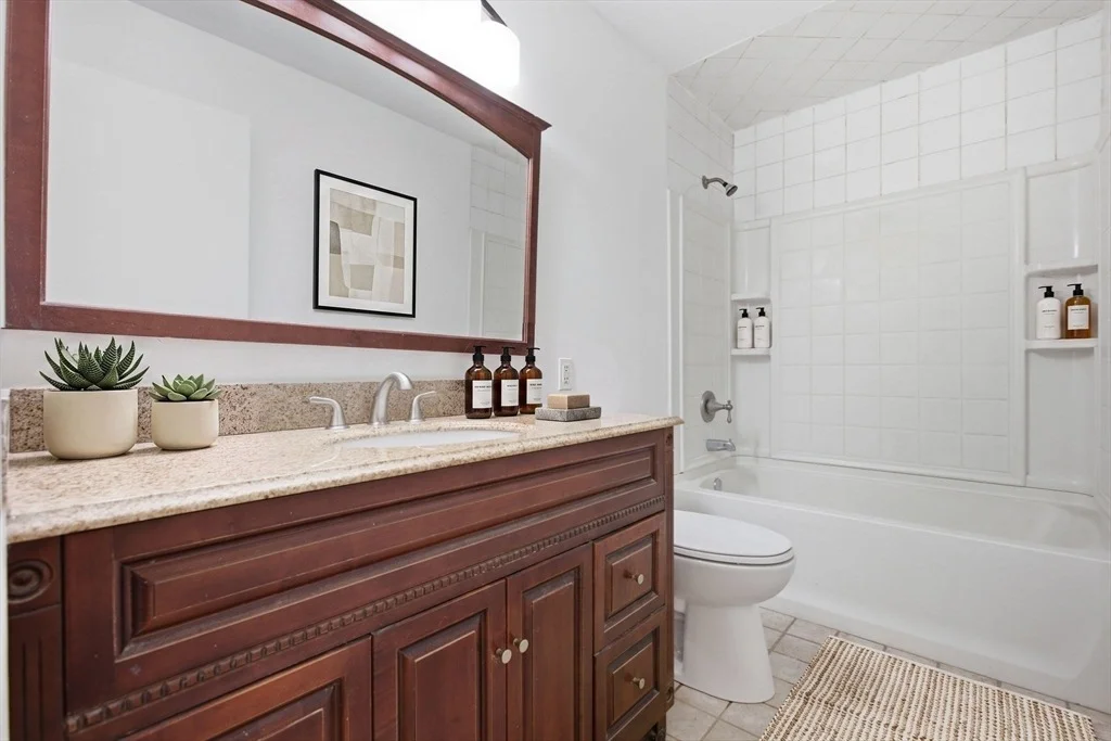 Photo of 125 Glendale Cir