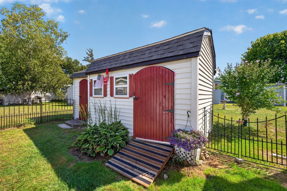 Photo of 21 Dinny Lane