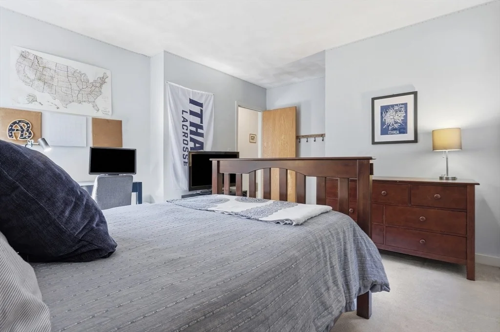 Photo of 15 Larch Road