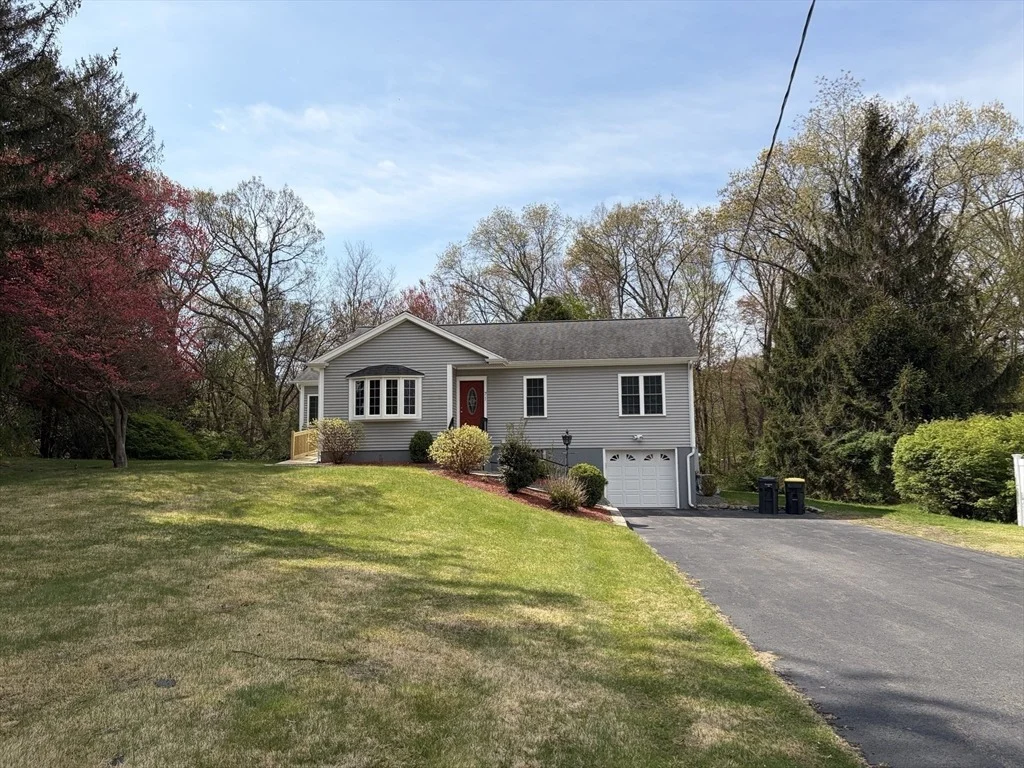 Photo of 71 West Spring St.
