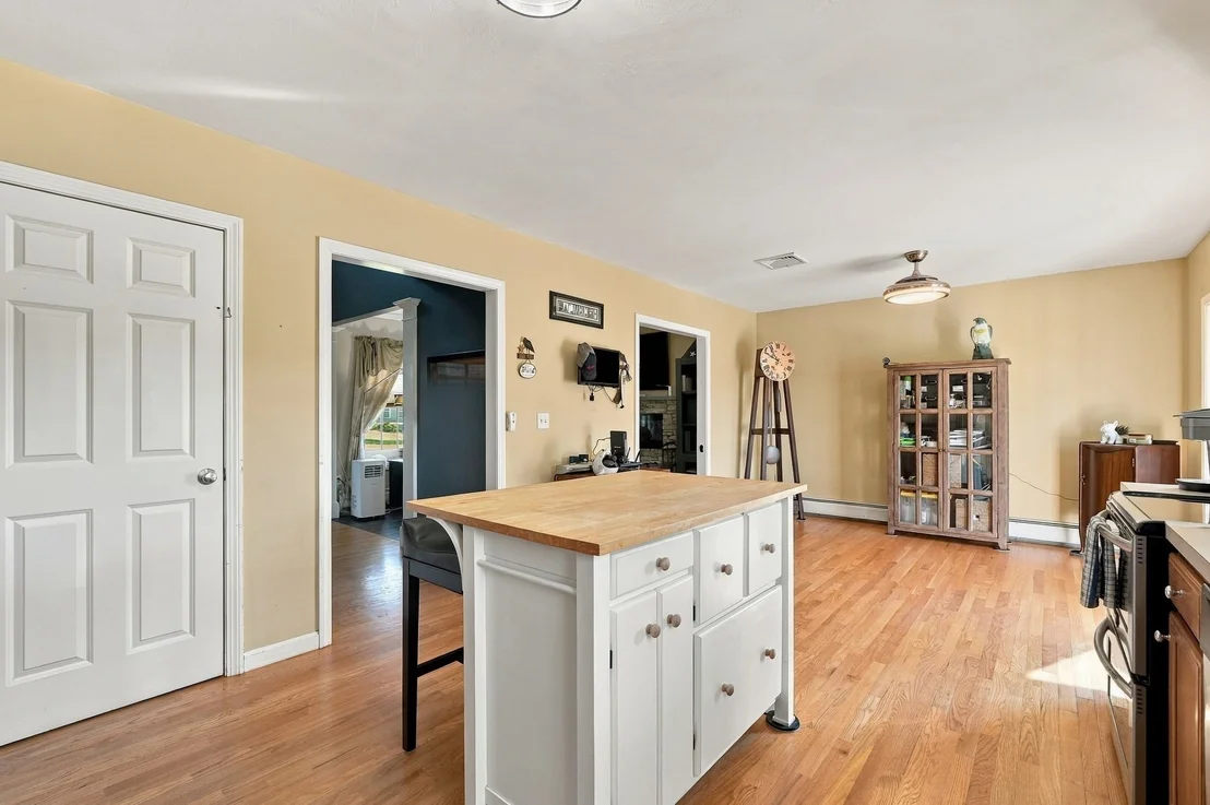Photo of 761 Council Oak Way