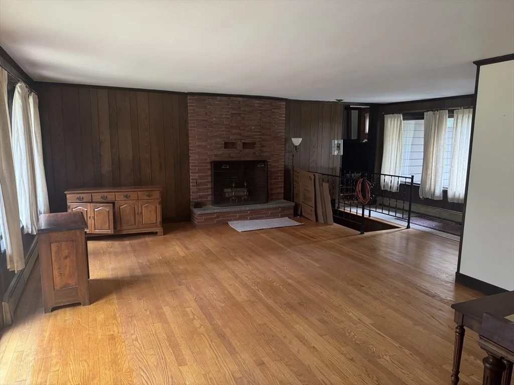 Photo of 628 Stow Rd