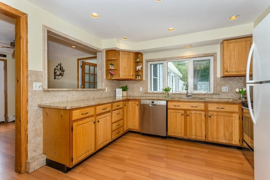 Photo of 10 Cedarcrest