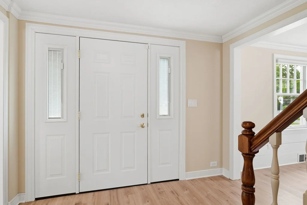 Photo of 107 Viscount Rd
