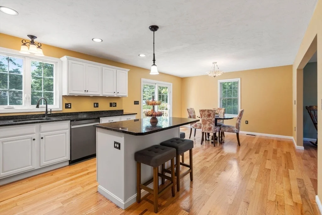 Photo of 9 Devol Ave