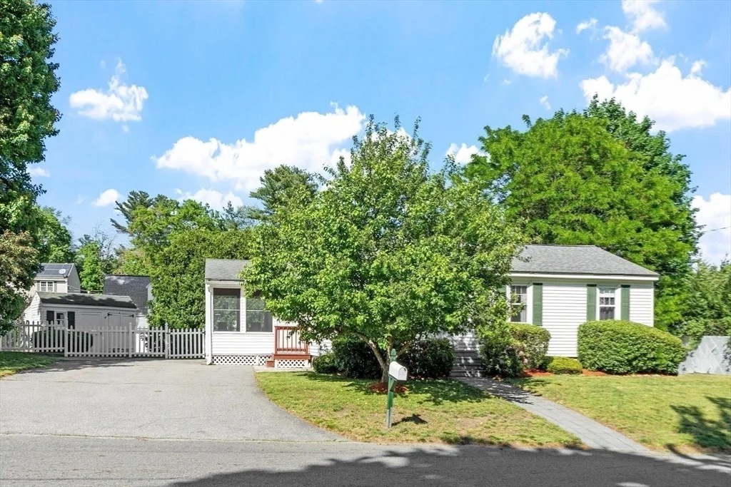 Photo of 27 Sunset Rd