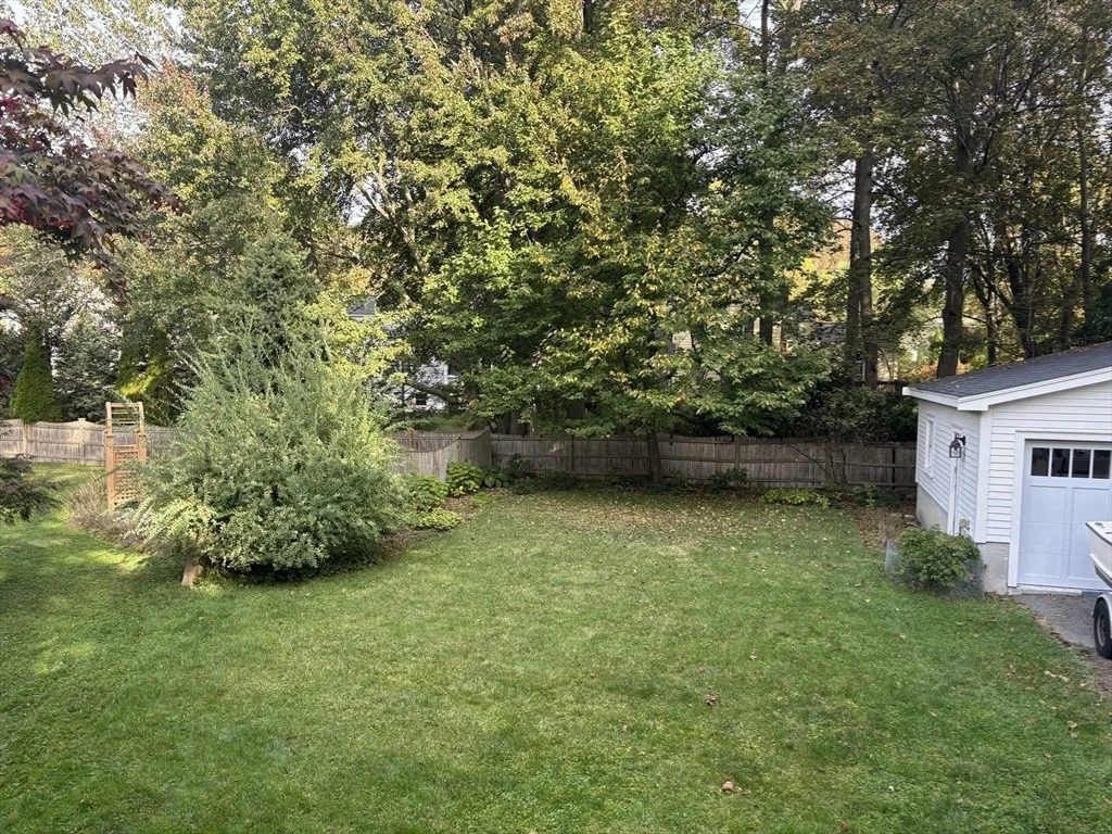 Photo of 103 Oak St