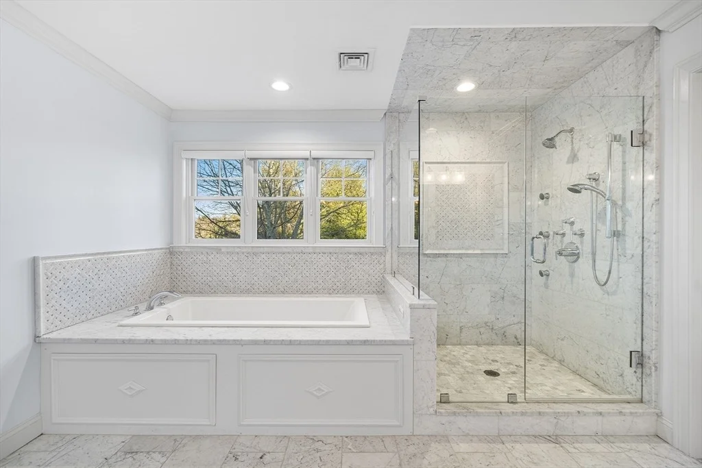 Photo of 117 Nobscot Dr