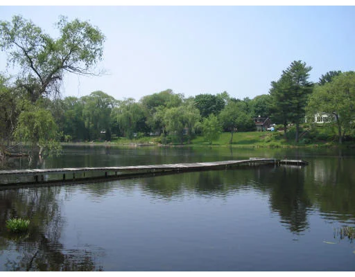 Photo of 14 Riverside Park