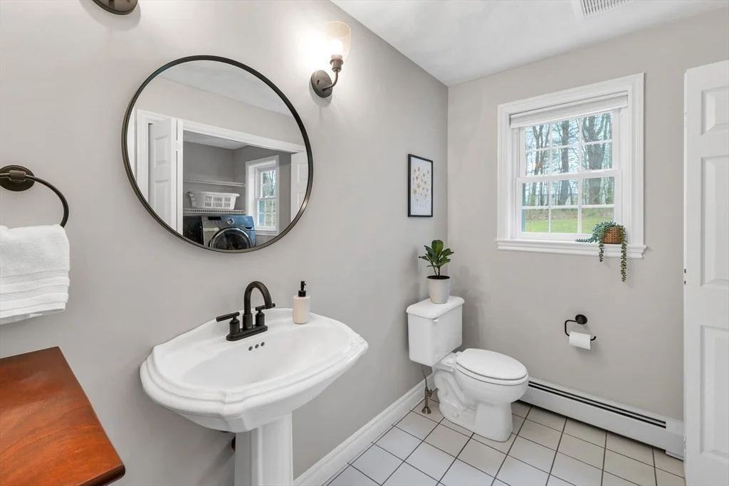 Photo of 9 Juniper Ridge Road