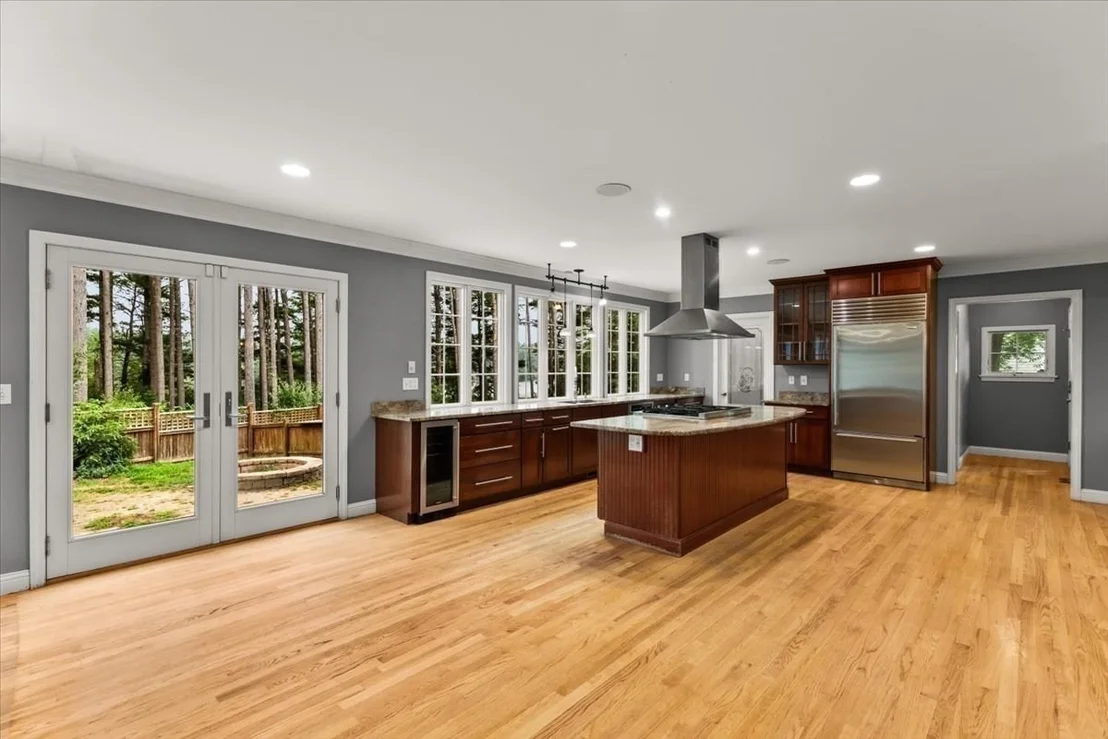 Photo of 22 Red Pine Ln