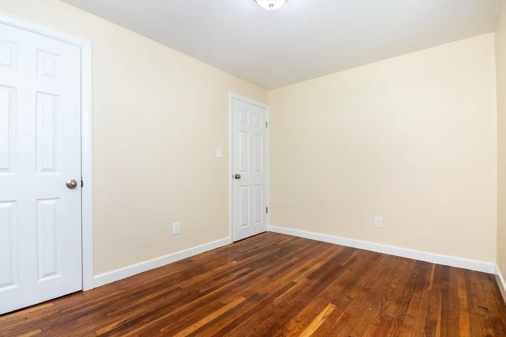 Photo of 4 Highland Cir