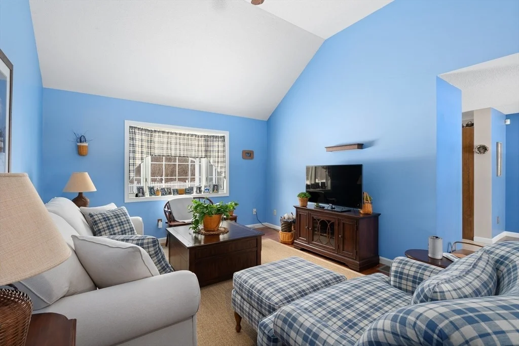 Photo of 15 Holly Circle