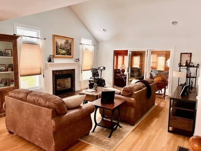 Photo of Unit 21 at 21 Edgewater Dr