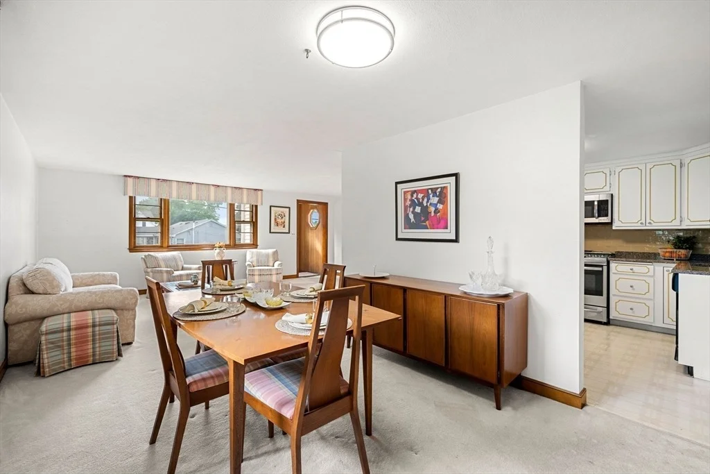 Photo of 12 Raylen Ave