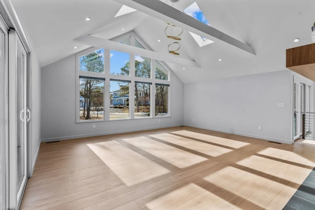 Photo of 46 Greensward Circle