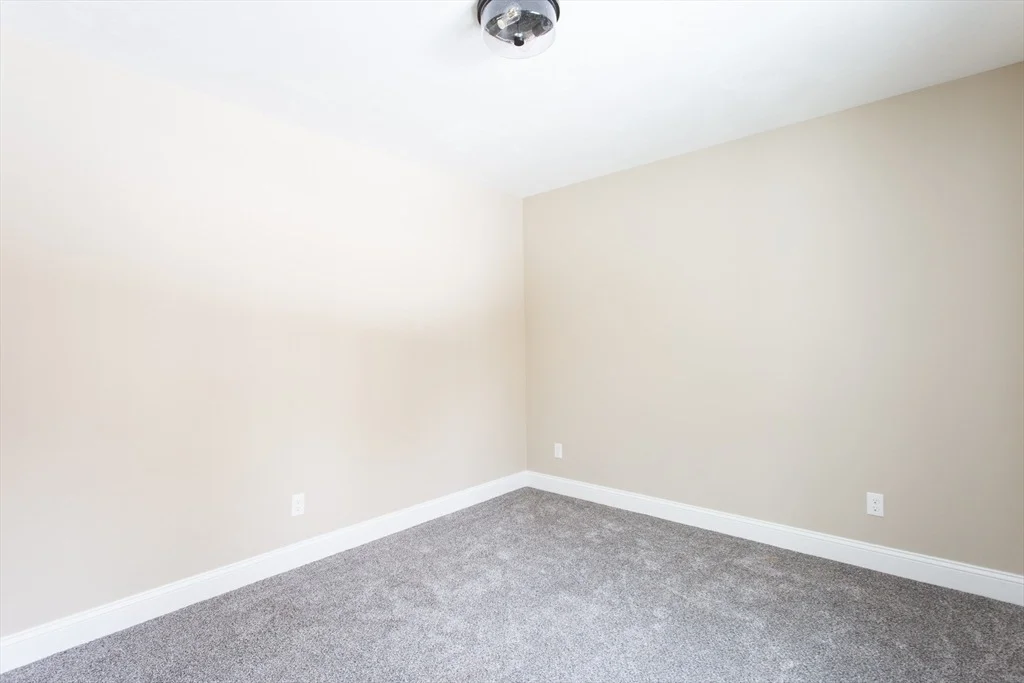 Photo of 129 East Road