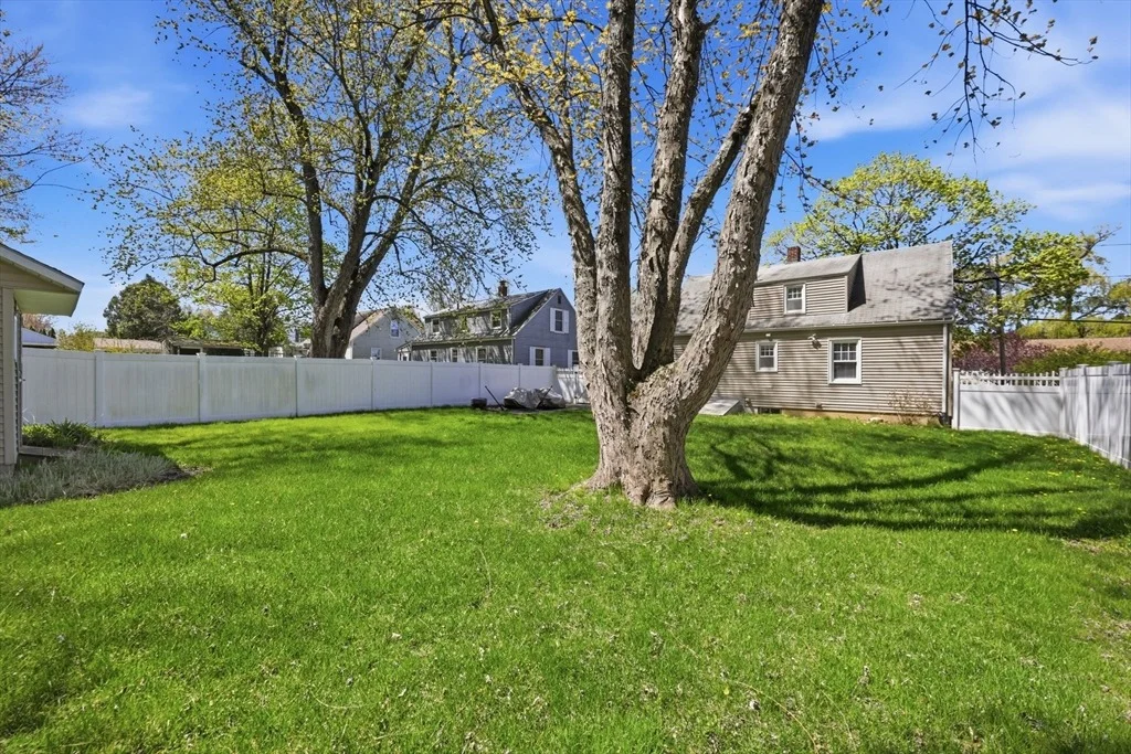 Photo of 182 Ely Ave
