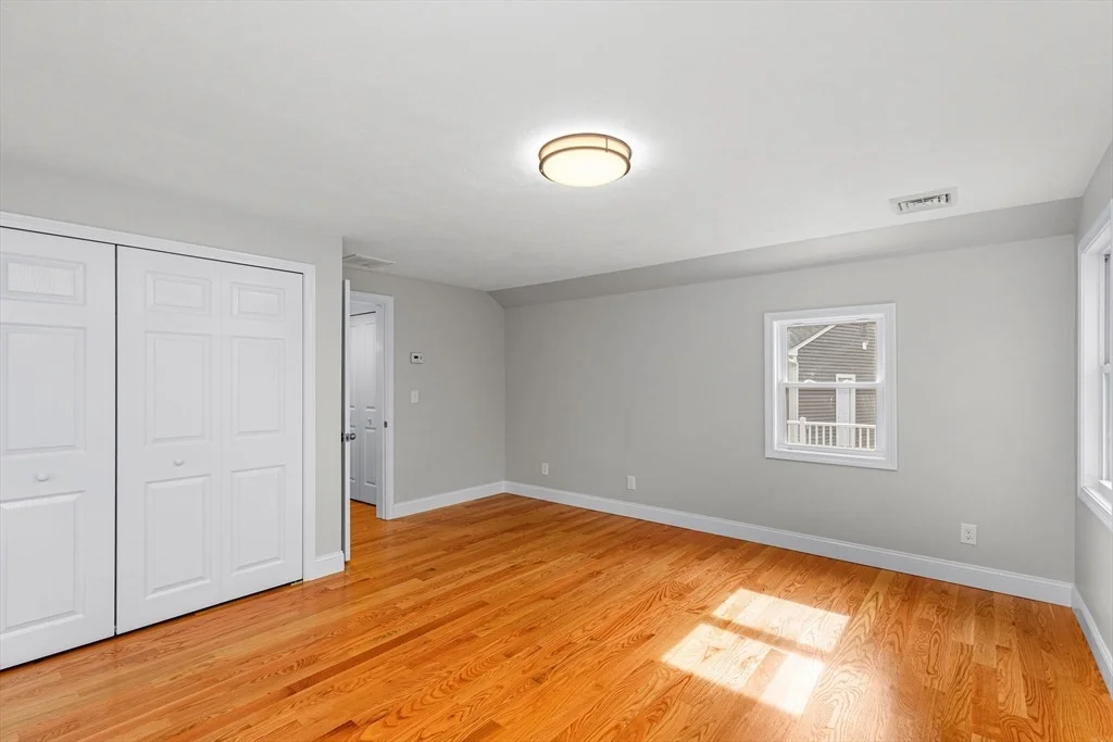 Photo of 315 Blackthorn Rd