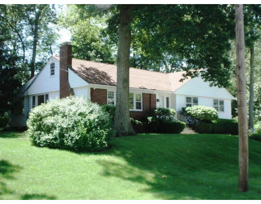 Photo of 137 Worthen Rd
