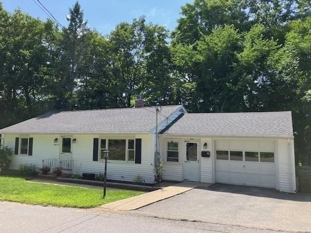 Photo of 82 Walnut St
