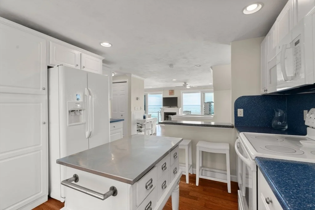Photo of 238 Central Ave