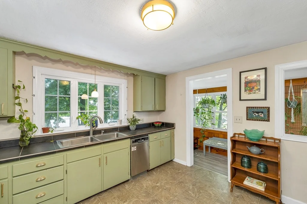 Photo of 121 Elm St