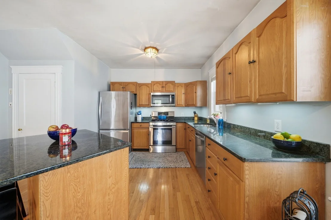Photo of 196 Middlesex St