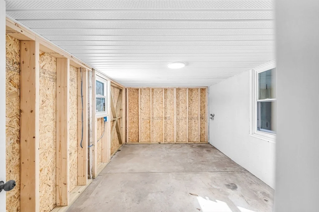 Photo of 285 Granby Road