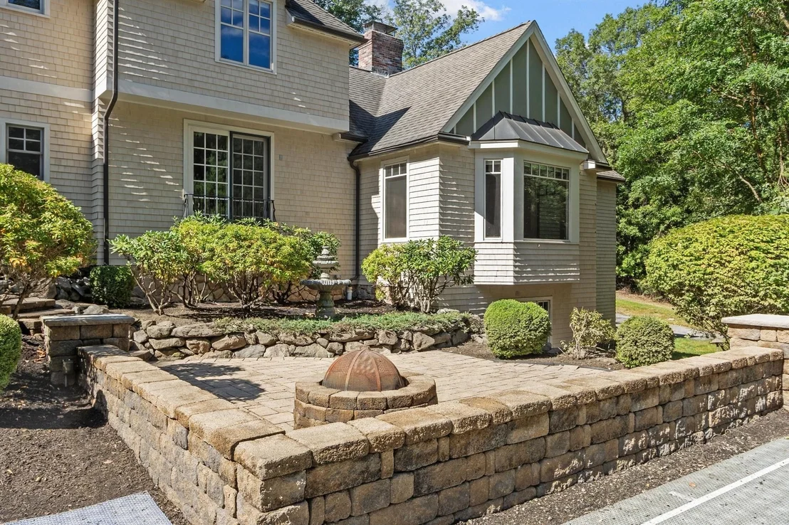 Photo of 130 Summer St