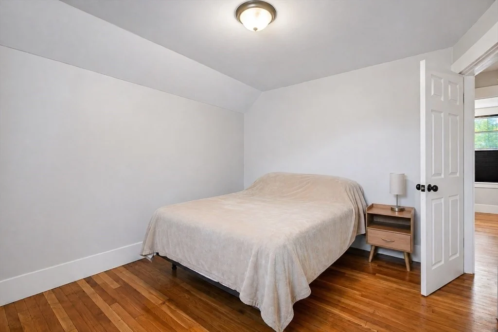 Photo of 19 Sheldon St