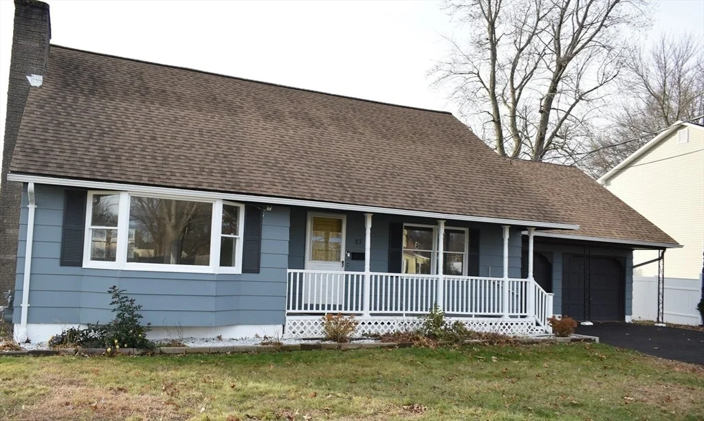 Photo of 87 Clarendon Ave