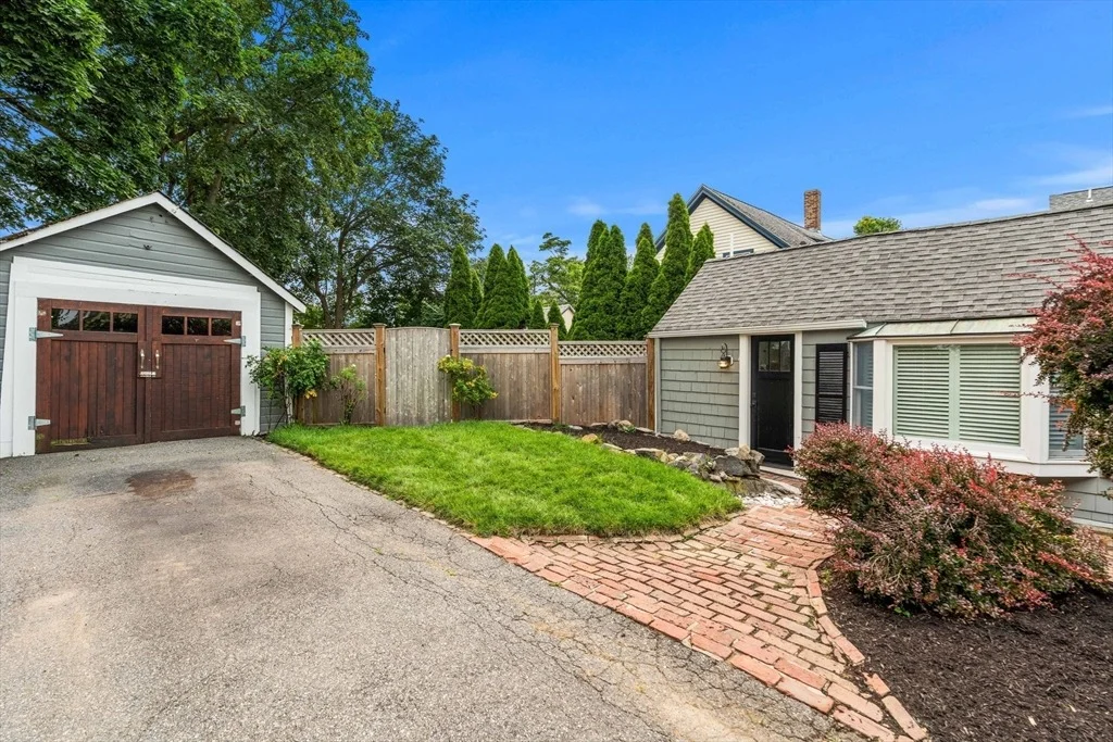 Photo of 14 Linden Street
