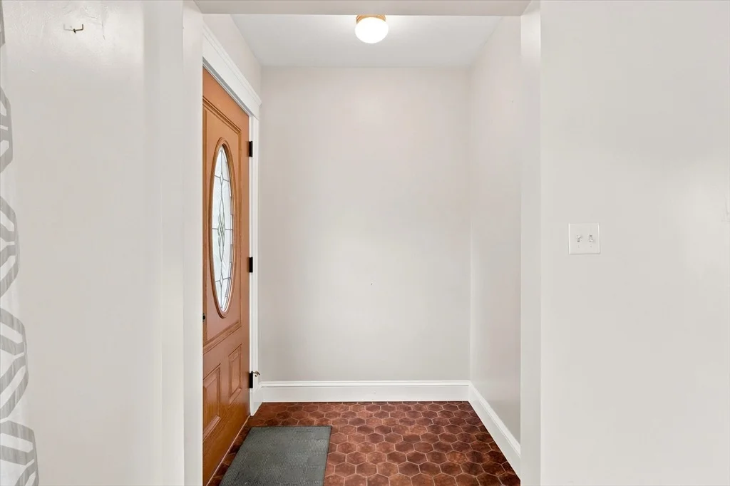 Photo of 32 Glendale Ave