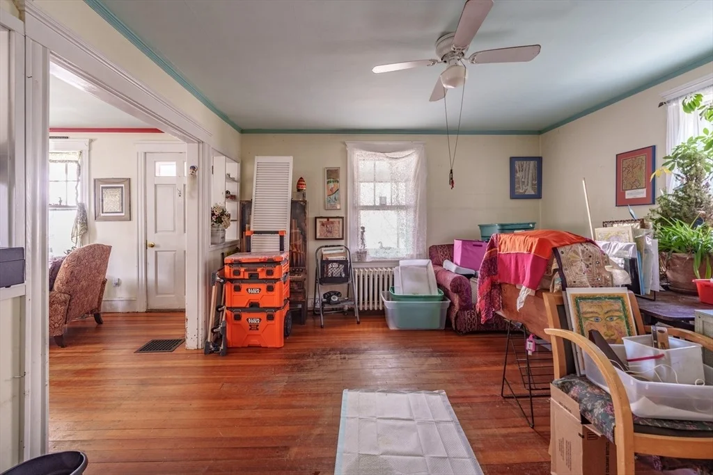 Photo of 27 Fairview Ave