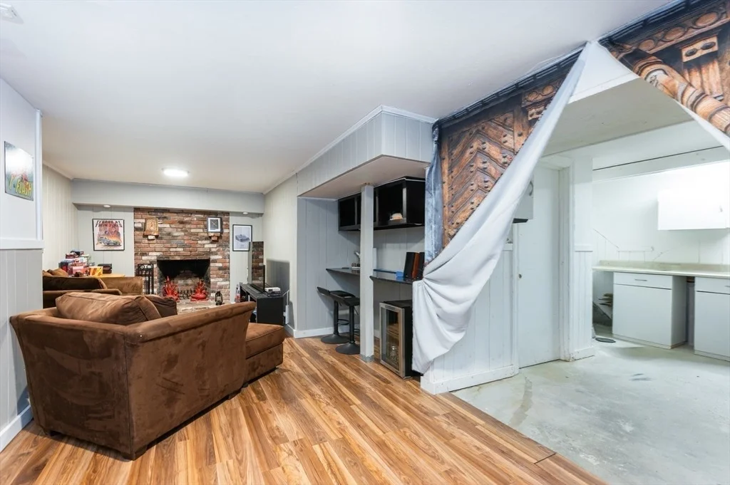Photo of 31 Hillside Rd