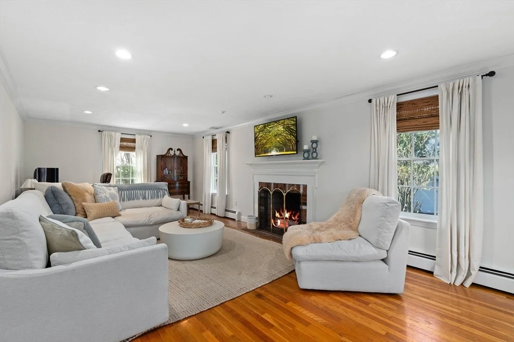 Photo of 243 Bear Hill Rd