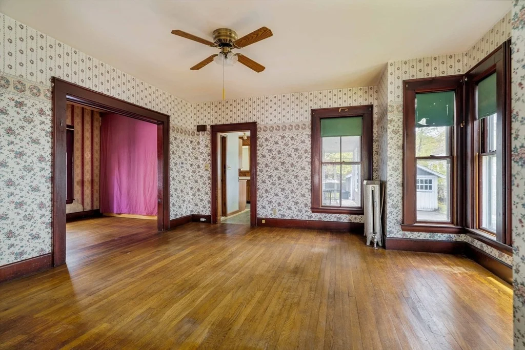 Photo of 5 Washington St