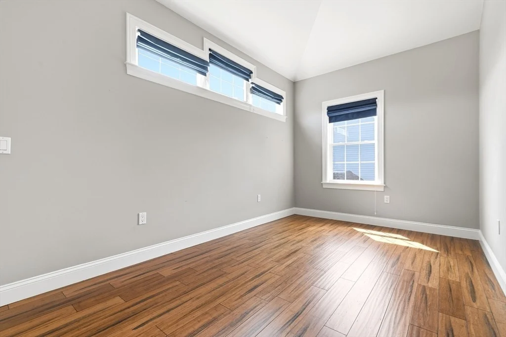Photo of 80 Oregon Ave