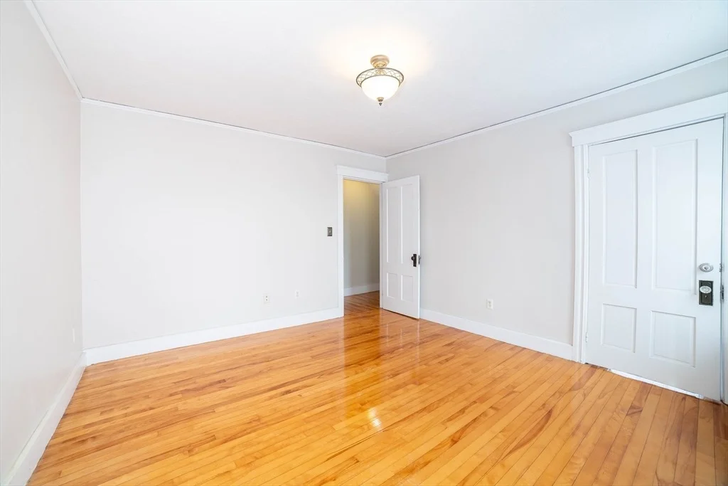 Photo of 18 Hadwen Lane