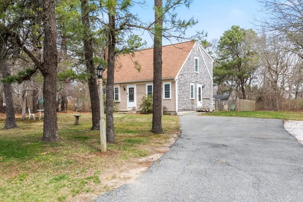 Photo of 37 Triangle Cir