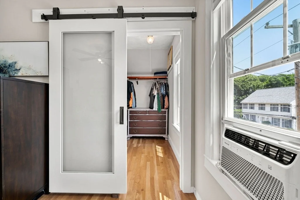 Photo of 90 Forest St
