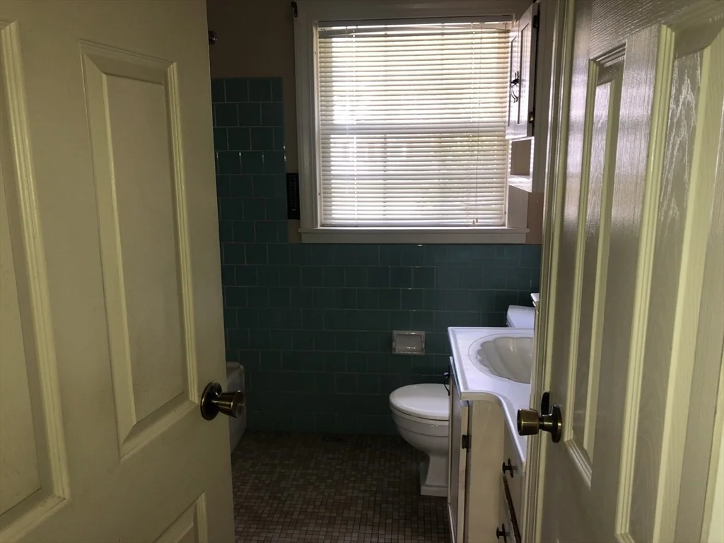 Photo of 35 Ida Ave