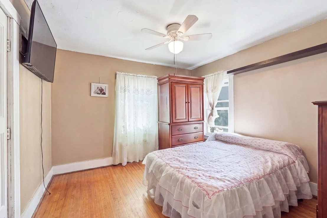Photo of 95 Cedar St