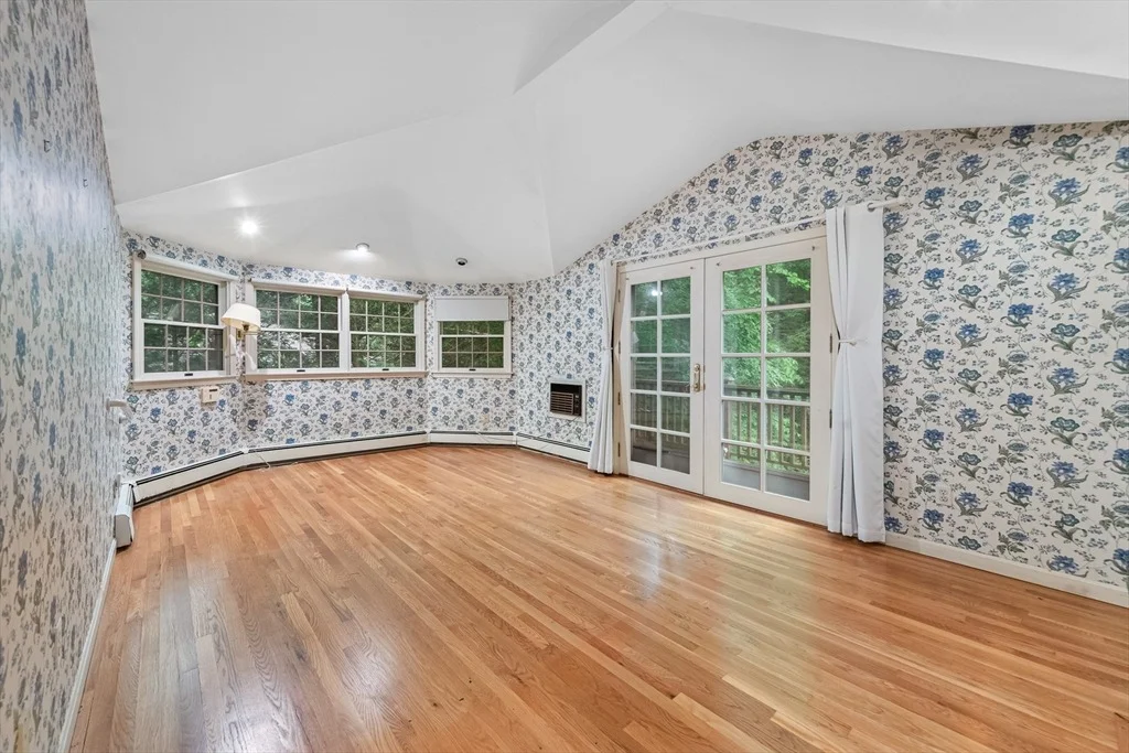 Photo of 166 Pine St