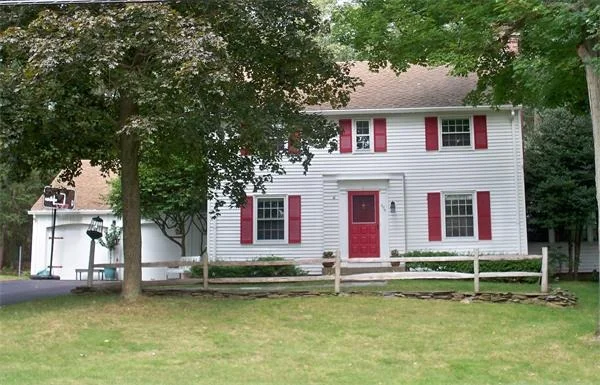 Photo of 275 Burbank