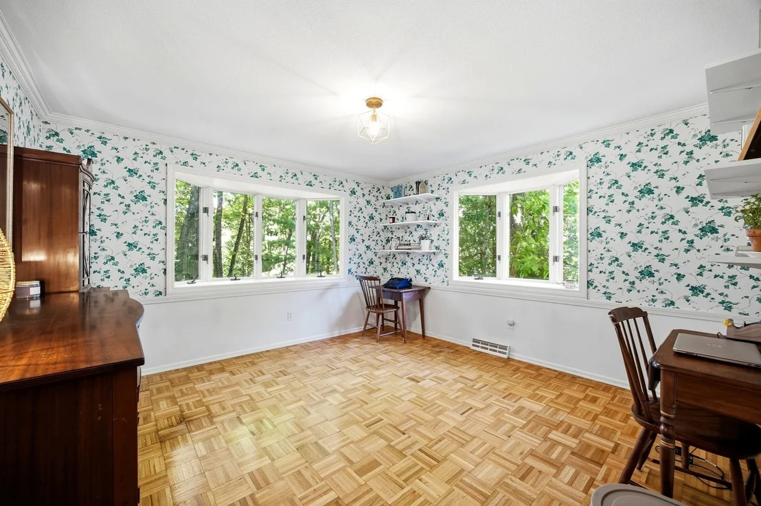 Photo of 64 Cambridge Cir